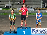 2024 08 05 OffeneRennbahn SM Keirin IGOR BD406756  Podest - SM keirin U19, U23 und Elite 2024 (v.l.n.r.) Max Hürzeler, Luvca Bühlmann (VC Lugano), Mats Poot (RMV Cham-Hagendorn), Nicolò De Lisi (RMC Gossau), Urs Freuler Offene Rennbahn Oerlikon Saison 2024 am 6 August, 2024 auf der Offene Rennbahn Oerlikon, Oerlikon, Schweiz, Photo Credit CuPNet Photo Peter Mettler : Bahnoval, Bahnrennen, Offene Rennbahn Oerlikon, Radrennen, Velo, Velodrome Oerlikon